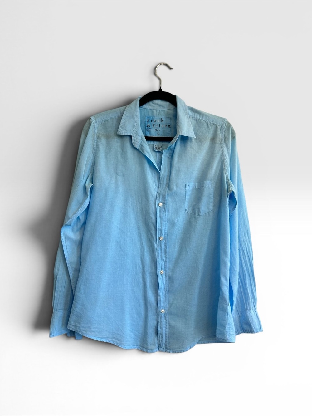 Frank & Eileen Sky Blue Lightweight Button-Up Shirt 100%Cotton Barry